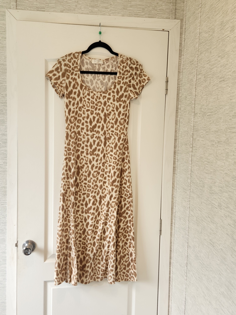 Jessica Simpson Beige Leopard Print Maxi Dress L Euc